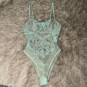 House of CB lace bodysuit size M